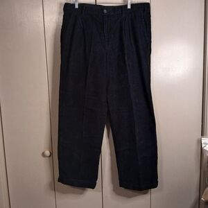 Eddie Bauer Men's 38x30 Pleated Black Corduroy Pants Cuffed (0601A3)